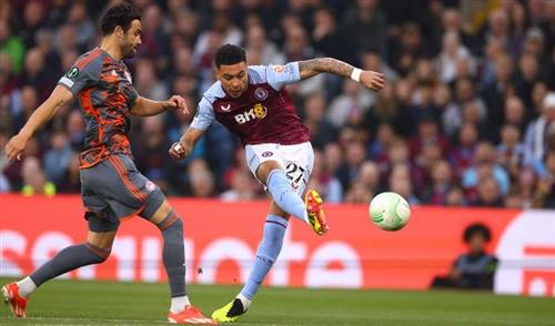 Aston Villa đấu với Olympiacos