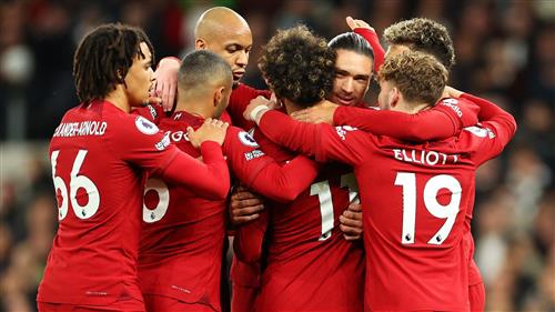 Liverpool đấu với Southampton