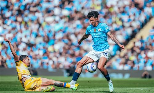Manchester City đấu với Crystal Palace